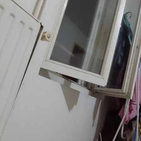 Une Mignonne Chambre Habitación en casa particular Aubervilliers
